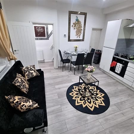 *A!S* Setup For Your Most Amazing Relaxed Stay + Free Parking + Free Fast Wifi * Leeds  Bagian luar foto