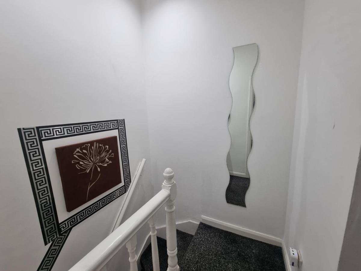 *A!S* Setup For Your Most Amazing Relaxed Stay + Free Parking + Free Fast Wifi * Leeds  Bagian luar foto