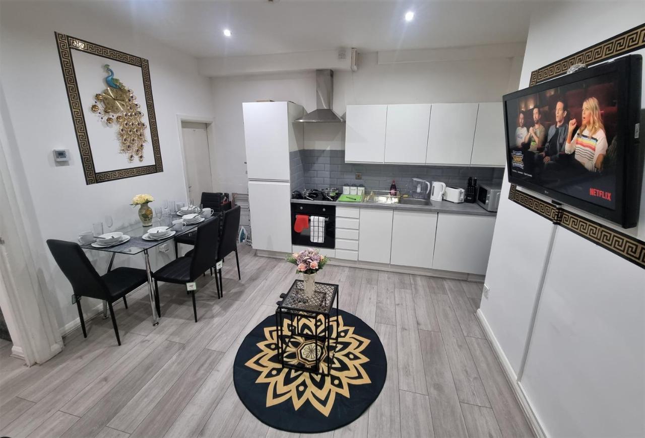 *A!S* Setup For Your Most Amazing Relaxed Stay + Free Parking + Free Fast Wifi * Leeds  Bagian luar foto